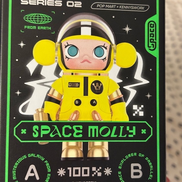 : : POP MART MEGA SPACE MOLLY JEAN-MICHEL BASQUIAT : : - Picture 14 of 16